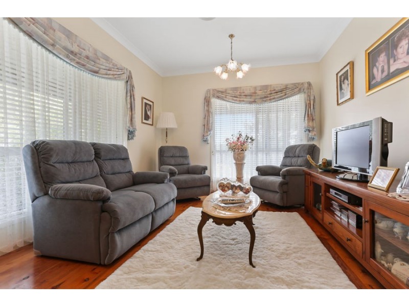 54 Kookaburra Pl, Bodalla NSW 2545