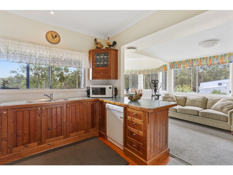 54 Kookaburra Pl, Bodalla NSW 2545