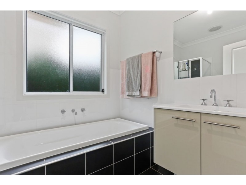 4b Jade Place, Bodalla NSW 2545