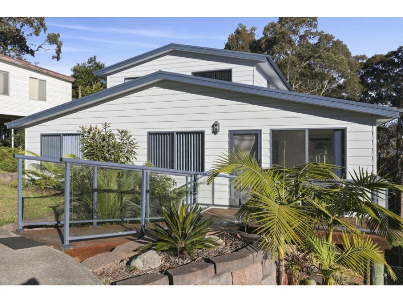 71 Forest Pde, Tomakin NSW 2537