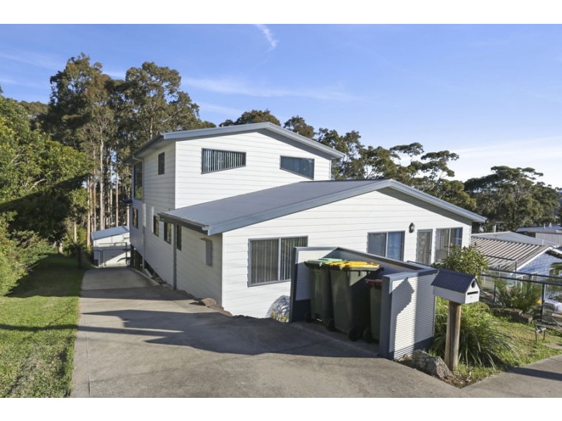 71 Forest Pde, Tomakin NSW 2537