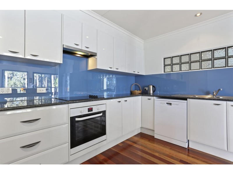 71 Forest Pde, Tomakin NSW 2537