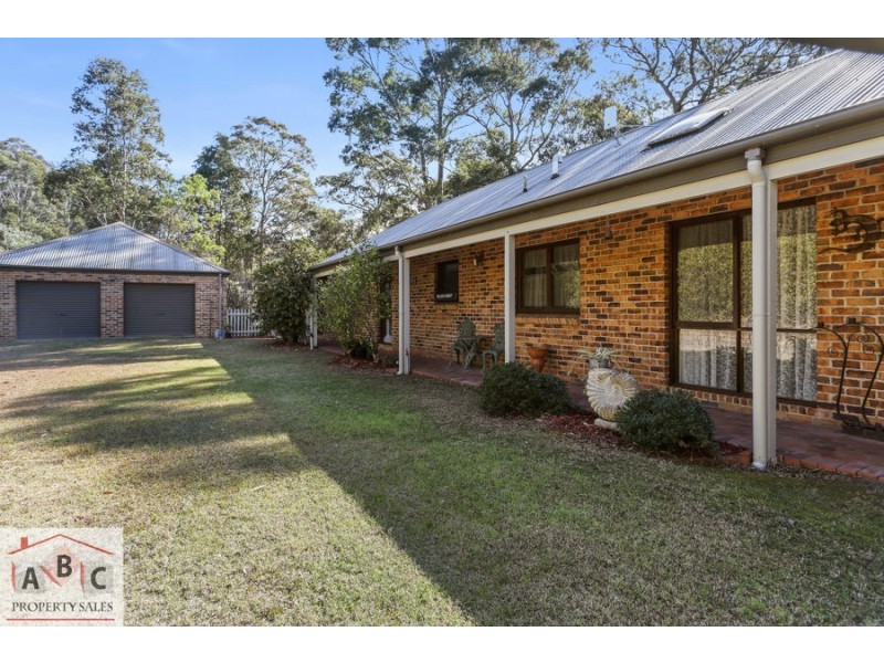 2 Kauzal Cres, Surf Beach NSW 2536