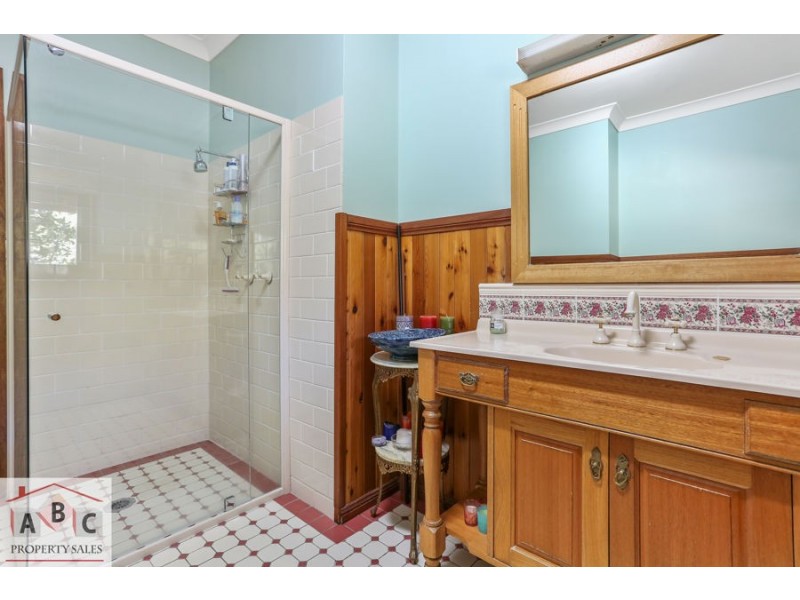 2 Kauzal Cres, Surf Beach NSW 2536
