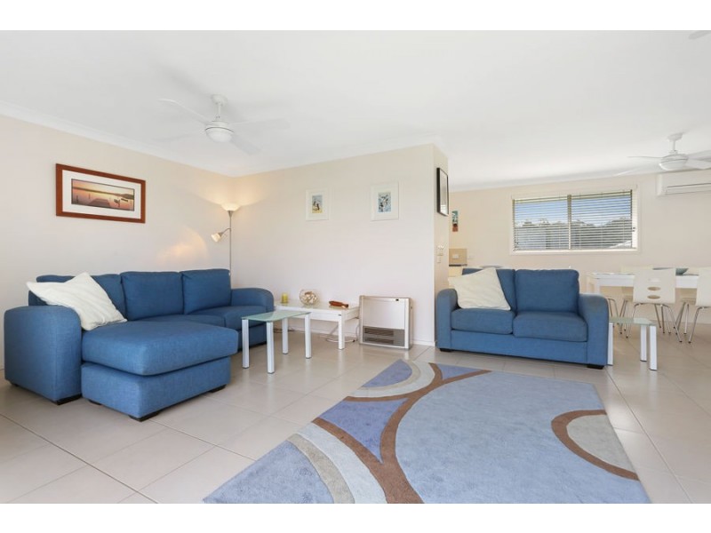 4 Bada La, Tomakin NSW 2537