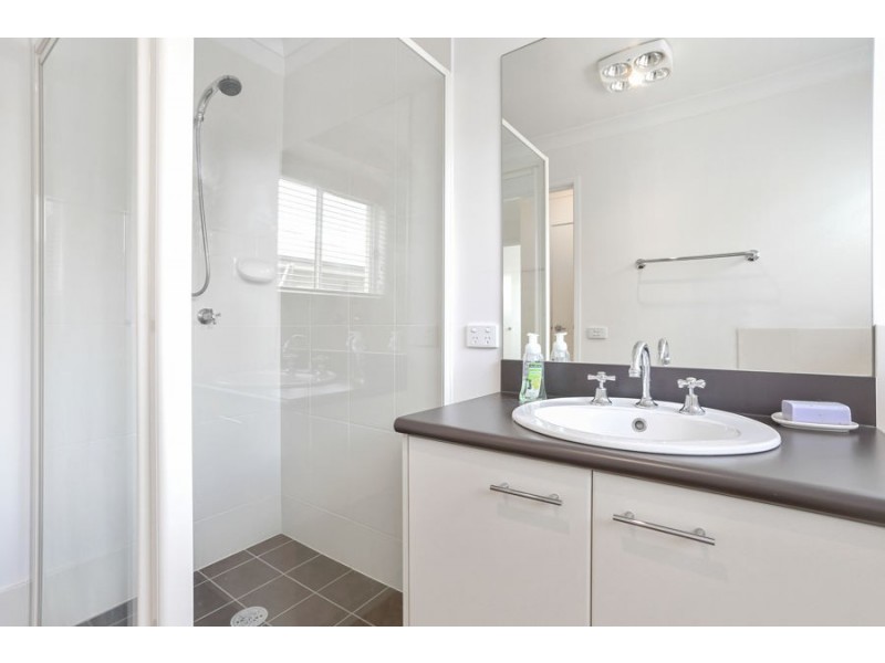 4 Bada La, Tomakin NSW 2537