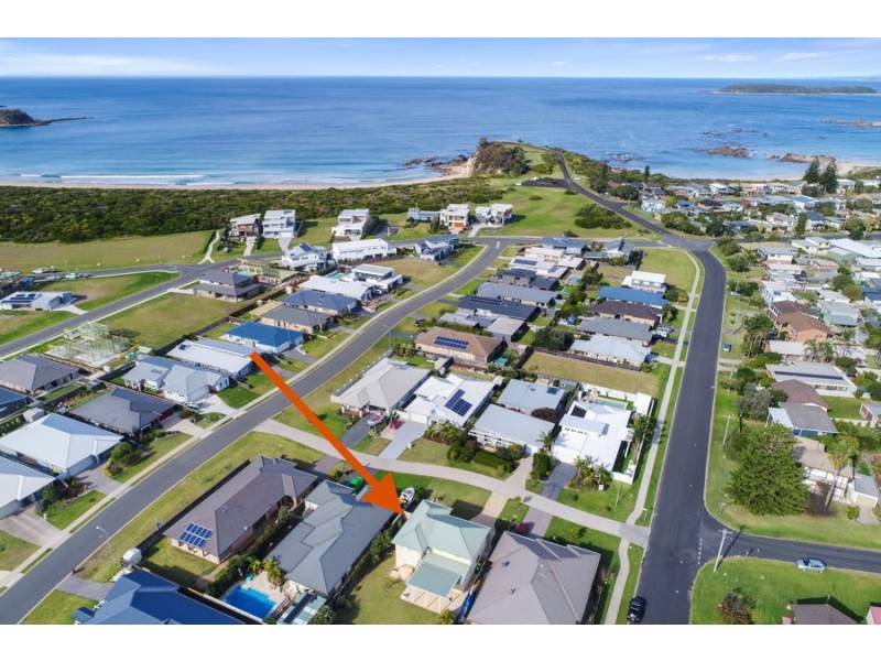 4 Bada La, Tomakin NSW 2537