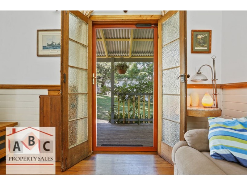 11 Murray St, Moruya NSW 2537