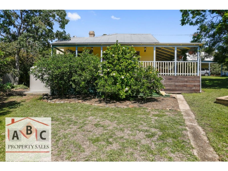 11 Murray St, Moruya NSW 2537