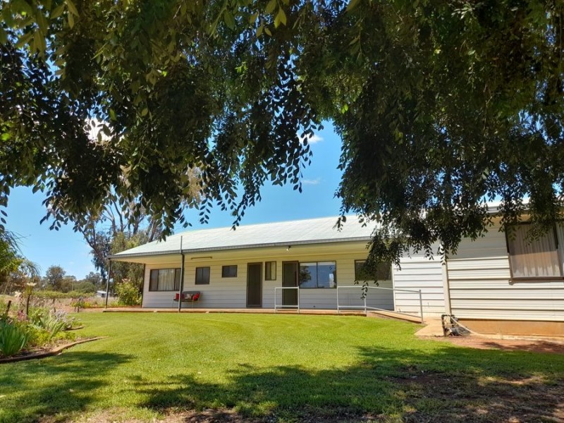 12 Bobadah Road, Tottenham NSW 2873