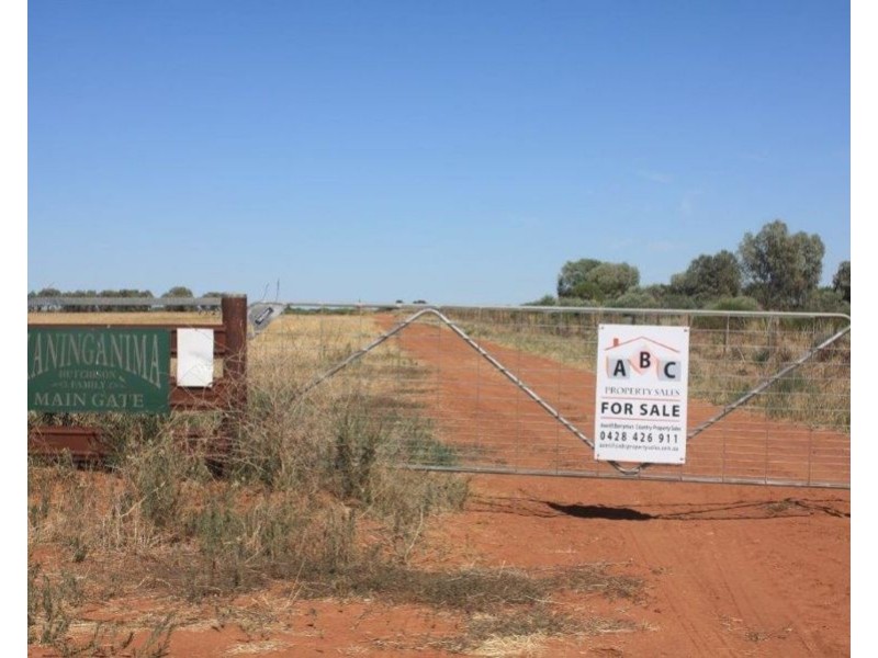 5359 McKinley Road, Hillston NSW 2675