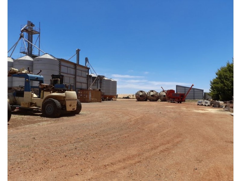 25 Tysons Road, Tabbita NSW 2652