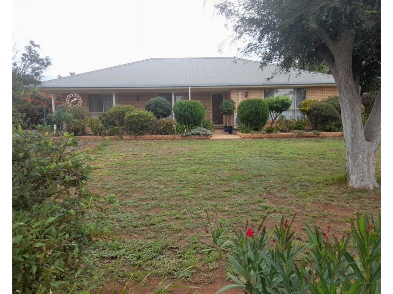 24 Umang St, Tottenham NSW 2873