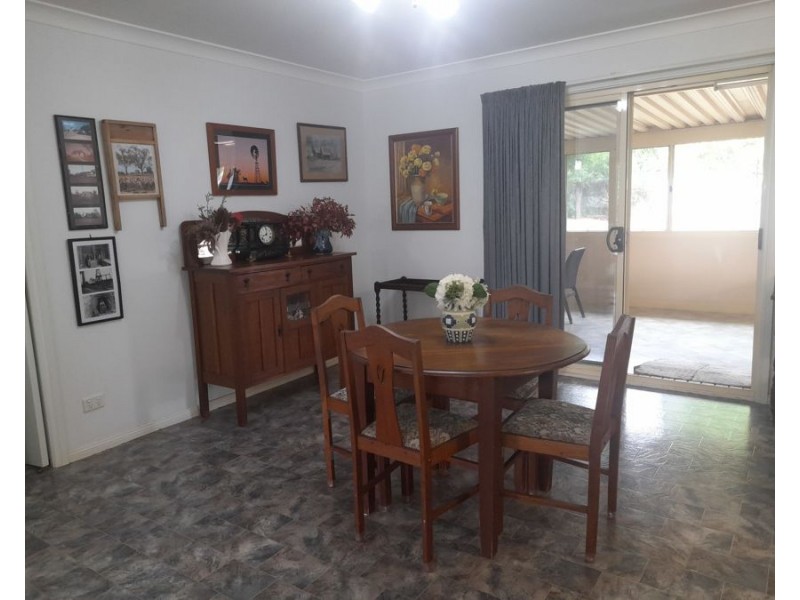 24 Umang St, Tottenham NSW 2873