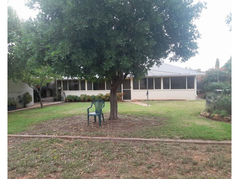 24 Umang St, Tottenham NSW 2873