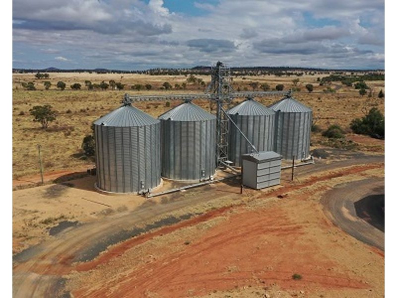 12 Loughnan St, Lake Cargelligo NSW 2672