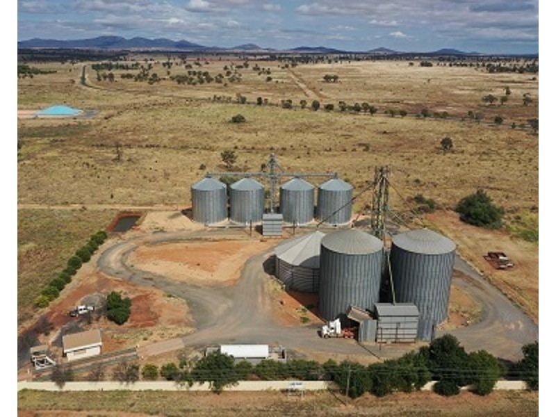 12 Loughnan St, Lake Cargelligo NSW 2672