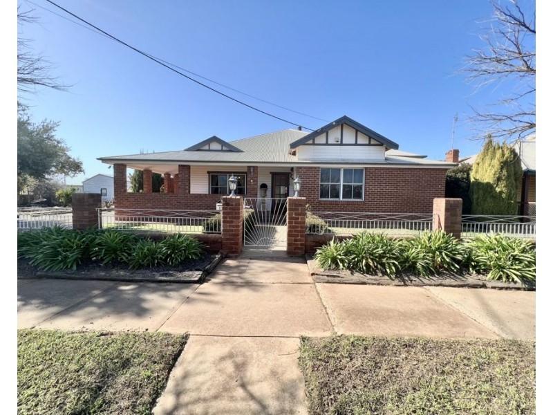 53 Grace St, Lake Cargelligo NSW 2672
