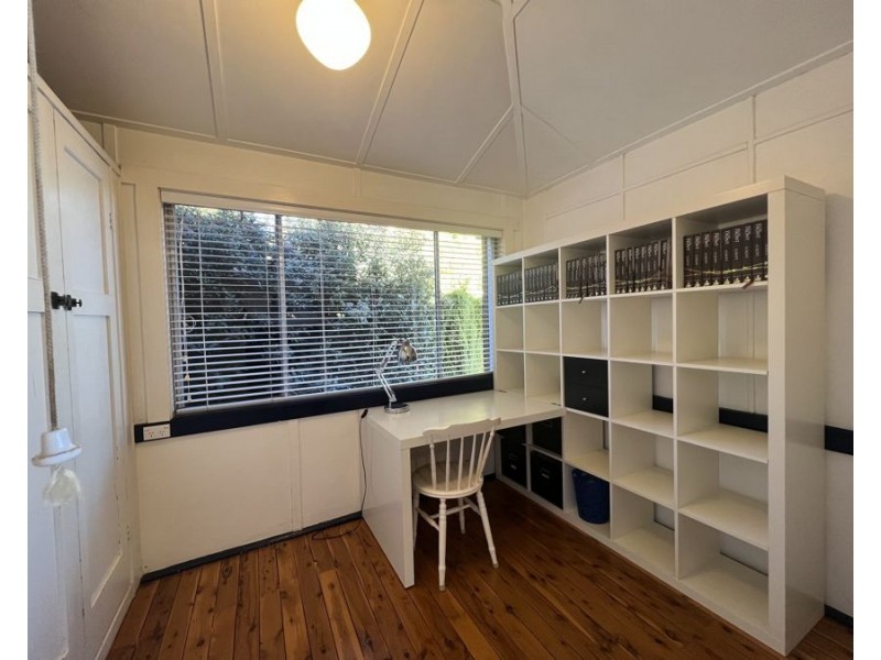 53 Grace St, Lake Cargelligo NSW 2672