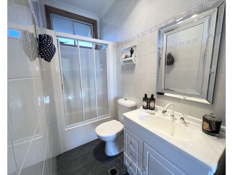 53 Grace St, Lake Cargelligo NSW 2672