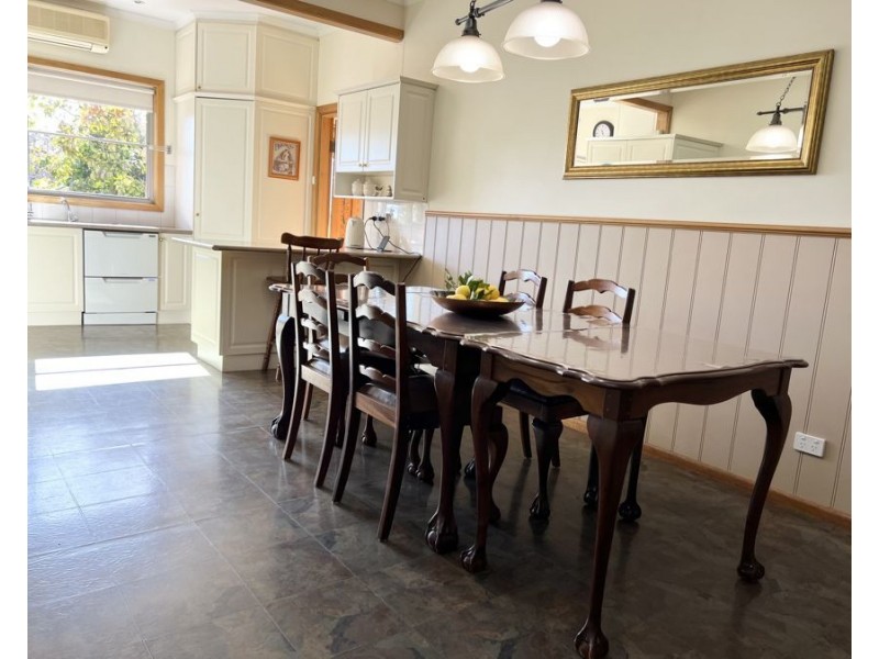 53 Grace St, Lake Cargelligo NSW 2672