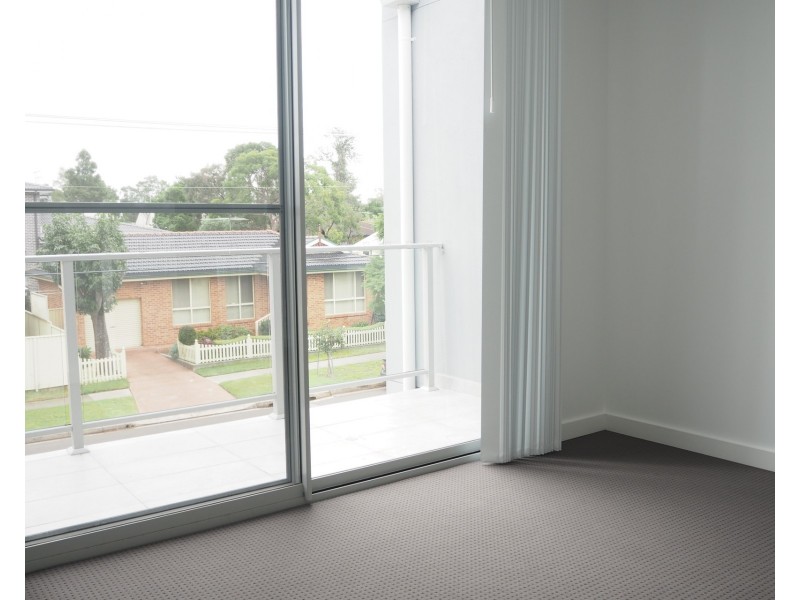 132 Hampden Road, South Wentworthville NSW 2145