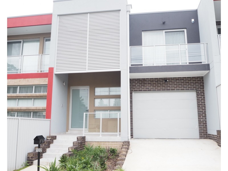 132 Hampden Road, South Wentworthville NSW 2145