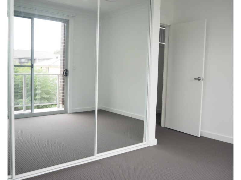 132 Hampden Road, South Wentworthville NSW 2145