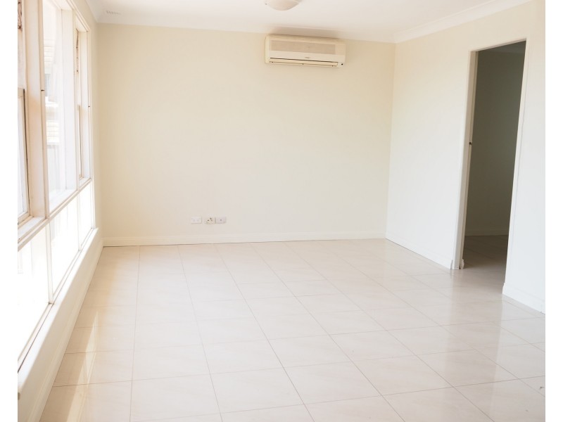 18 Dennis Street, Greystanes NSW 2145