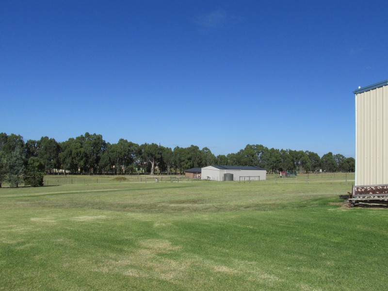 15 Balfours Rd, Lucknow VIC 3875