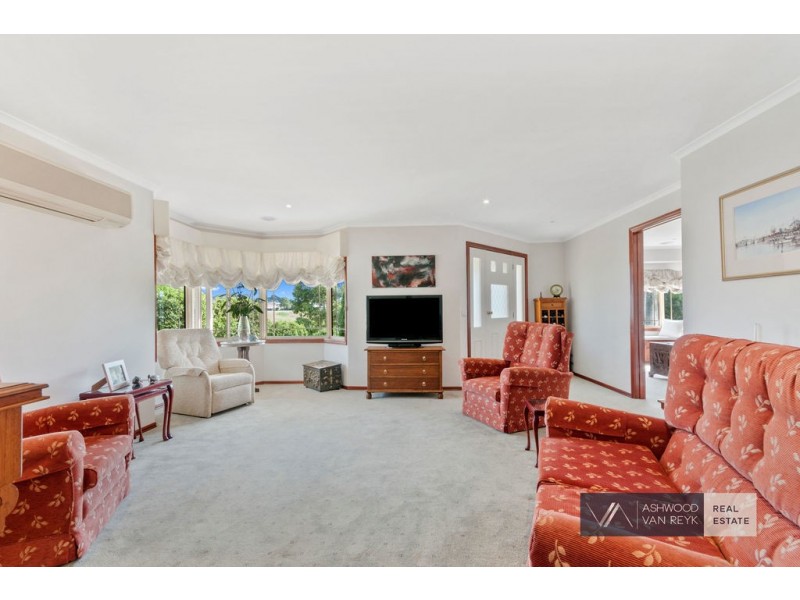 97 Howitt Ave, Eastwood VIC 3875