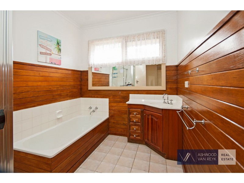 4 Jefferson St, Bairnsdale VIC 3875