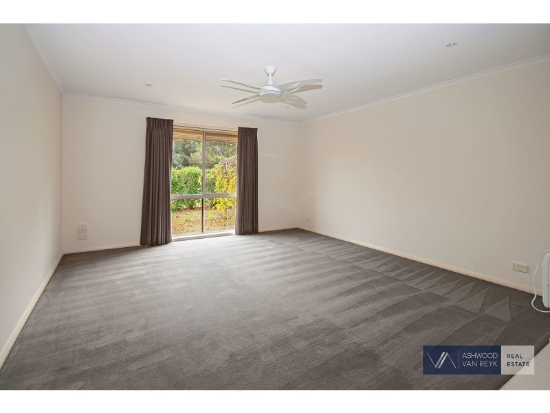 27 Hoyt St, Lindenow VIC 3865