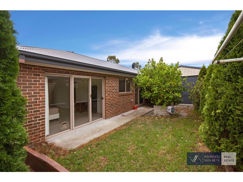 27 Hoyt St, Lindenow VIC 3865