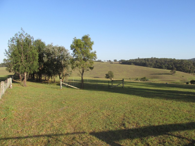 65 Williams Rd, Flaggy Creek VIC 3875