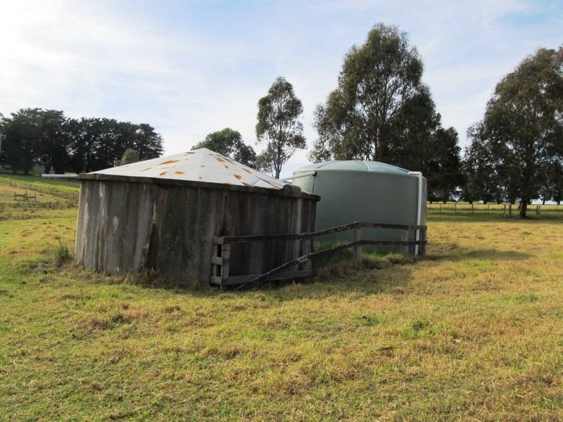 65 Williams Rd, Flaggy Creek VIC 3875