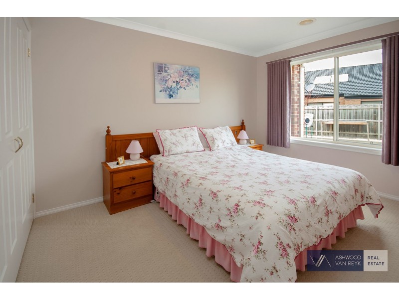 67 Gatehouse Dr, Eastwood VIC 3875