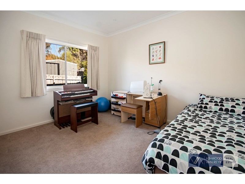 12 Kollmorgen Pl, Bairnsdale VIC 3875