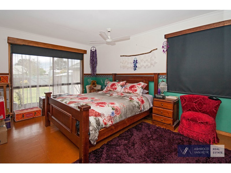 8 Ross St, Bairnsdale VIC 3875