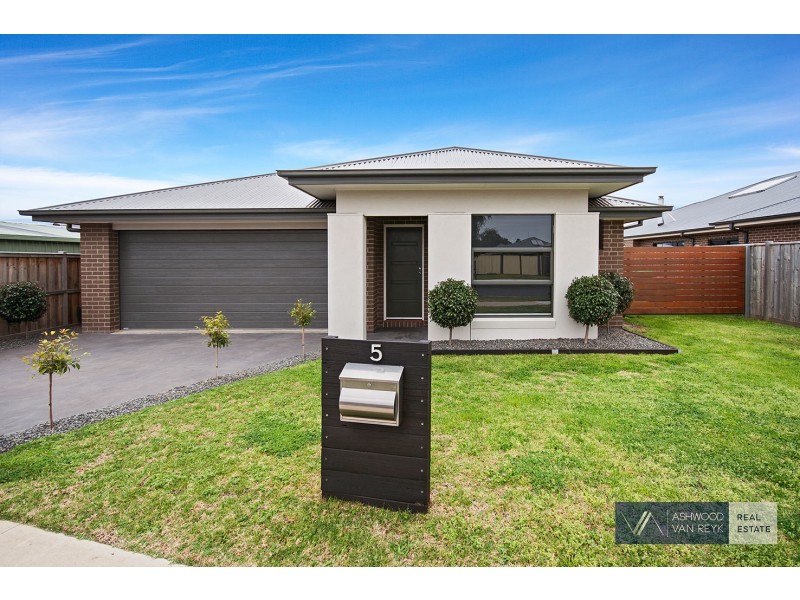 5 Dianella Pl, Bairnsdale VIC 3875