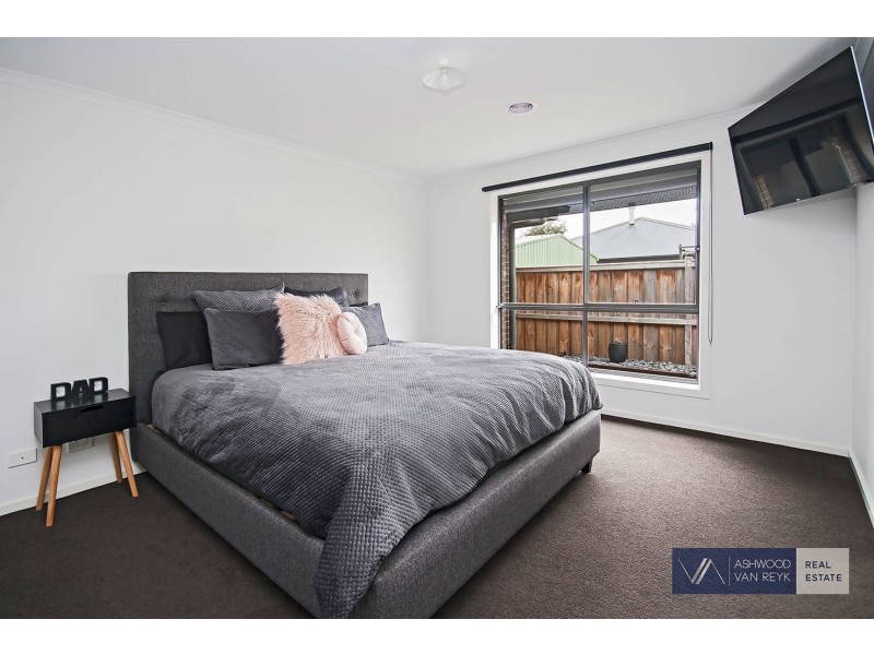 5 Dianella Pl, Bairnsdale VIC 3875