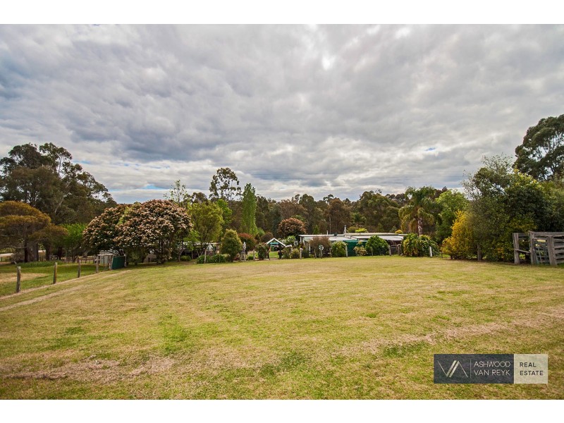 8 Raintree Ct, Sarsfield VIC 3875