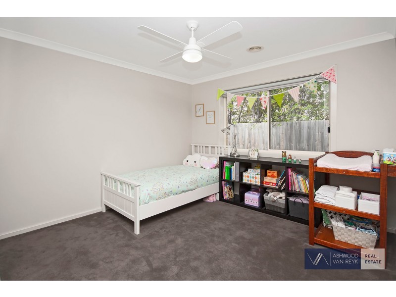 10 Phoebes Way, Eastwood VIC 3875