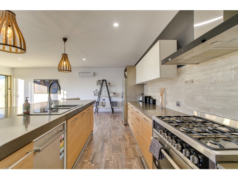 23 Mcmillan Gr, Paynesville VIC 3880