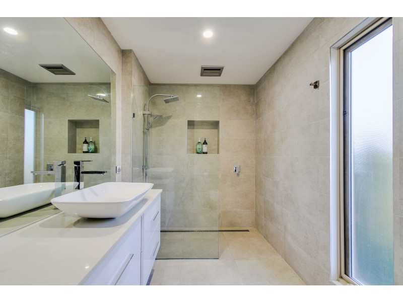 23 Mcmillan Gr, Paynesville VIC 3880