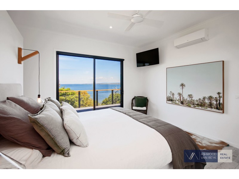 16 Lands End Gr, Metung VIC 3904