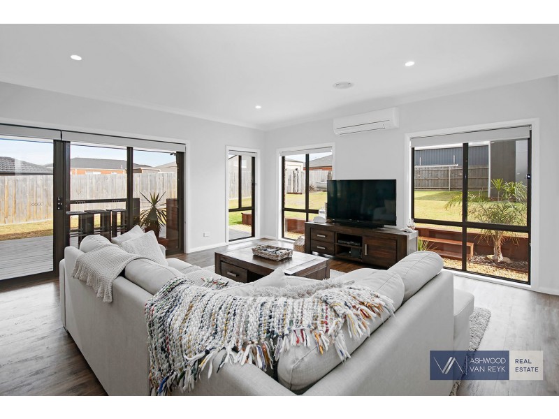 36 Morton Dr, Eastwood VIC 3875