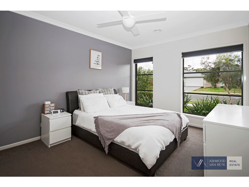 8 Whipbird St, Bairnsdale VIC 3875