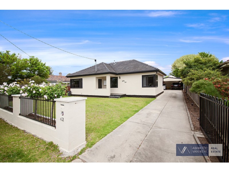 42 Day St, Bairnsdale VIC 3875