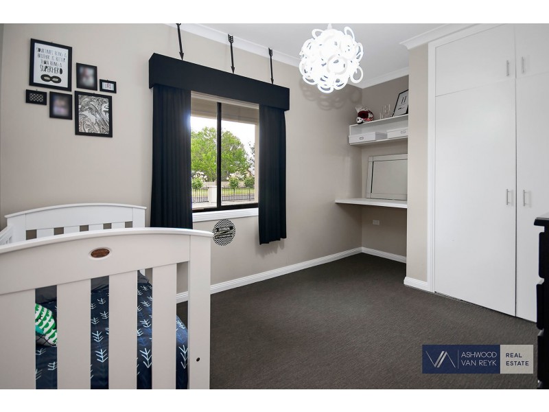 42 Day St, Bairnsdale VIC 3875